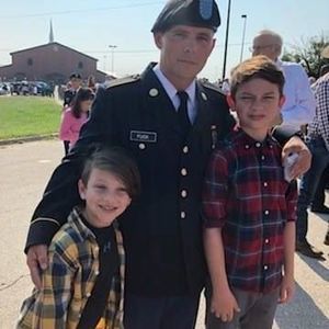 Meet your Posher, Jason